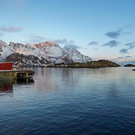 Rorbuleilighet I Idylliske * Henningsvaer