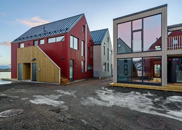 Rorbuleilighet I Idylliske Henningsvær