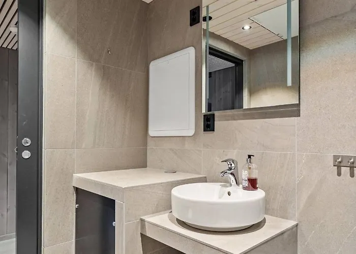 Appartamento Rorbuleilighet I Idylliske Henningsvær